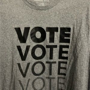 American Eagle Vote t-shirt XL
